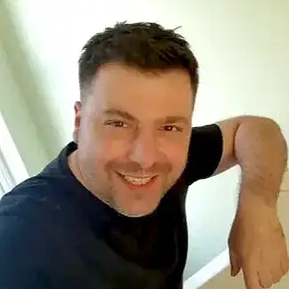 Dr Greg Eleftheriades – Cosmetic & Restorative Dentist